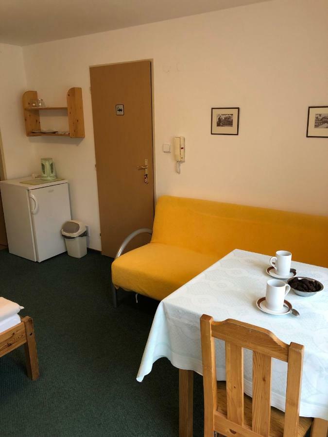 Guest house Trojska *