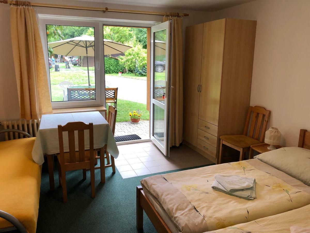 Guest house Trojska *